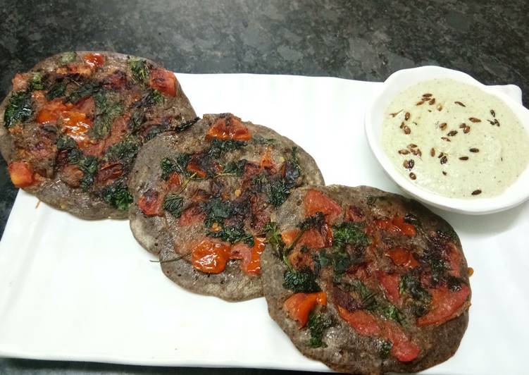 Steps to Make Award-winning Falahari Tomato Uttapam