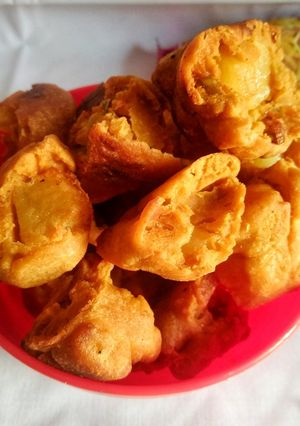 A picture of Sindhi Pakoda.