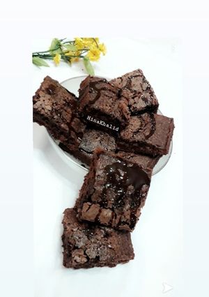 A picture of Fudgy Brownies.