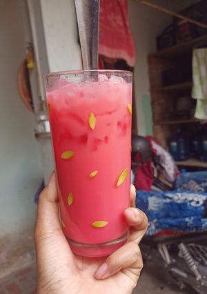 Hình của món Sting dâu sữa.
