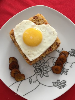 Una foto de Majadito de carne y calabresa