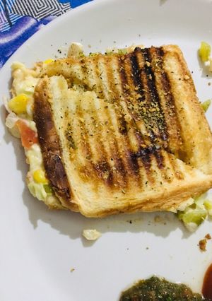 A picture of Creamy sandwich.