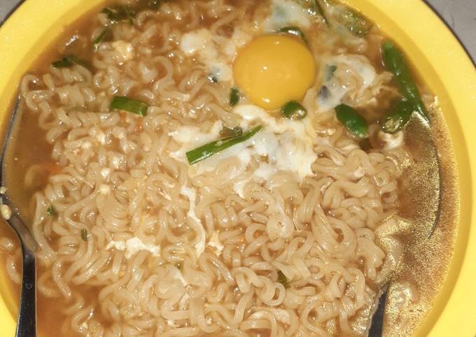 Resep Ramen Dengan Telur Setengah Matang Diatasnya Oleh Nad Cookpad