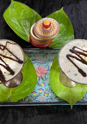 A picture of Pan and Chocolate milkshake.