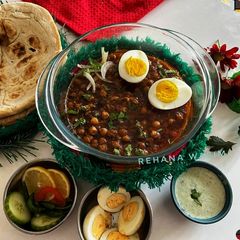 A picture of Restaurant style Anday chanay (eggs and chickpea curry).
