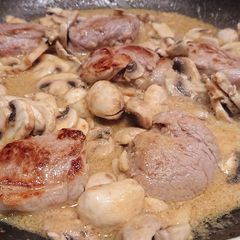 A picture of Dijon Mushroom And Pork Medallions.