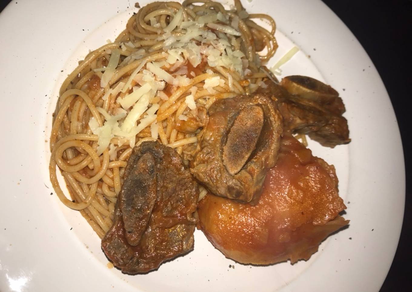 Estofado con tira de asado