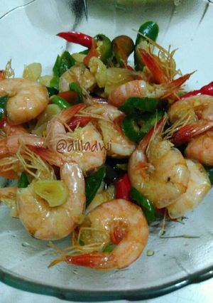 Foto resep Tumis udang pedas simpel