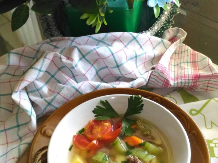 Langkah Gampang Membikin Resep Sup MurMer Warna Warni yang Lezat Anti Ribet, Menggugah Selera