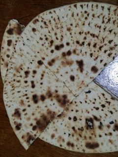 صورة لوصفة كسرة ماء وملح صحية