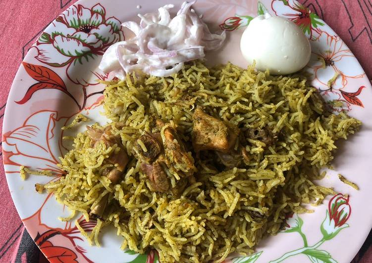 Steps to Prepare Favorite Karnataka style Chicken Donnai Briyani