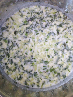 عکسی از دستور آب دوغ خیار خوشمزه😋