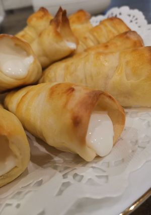 صورة لوصفة معجنات الاقماع باللبنة