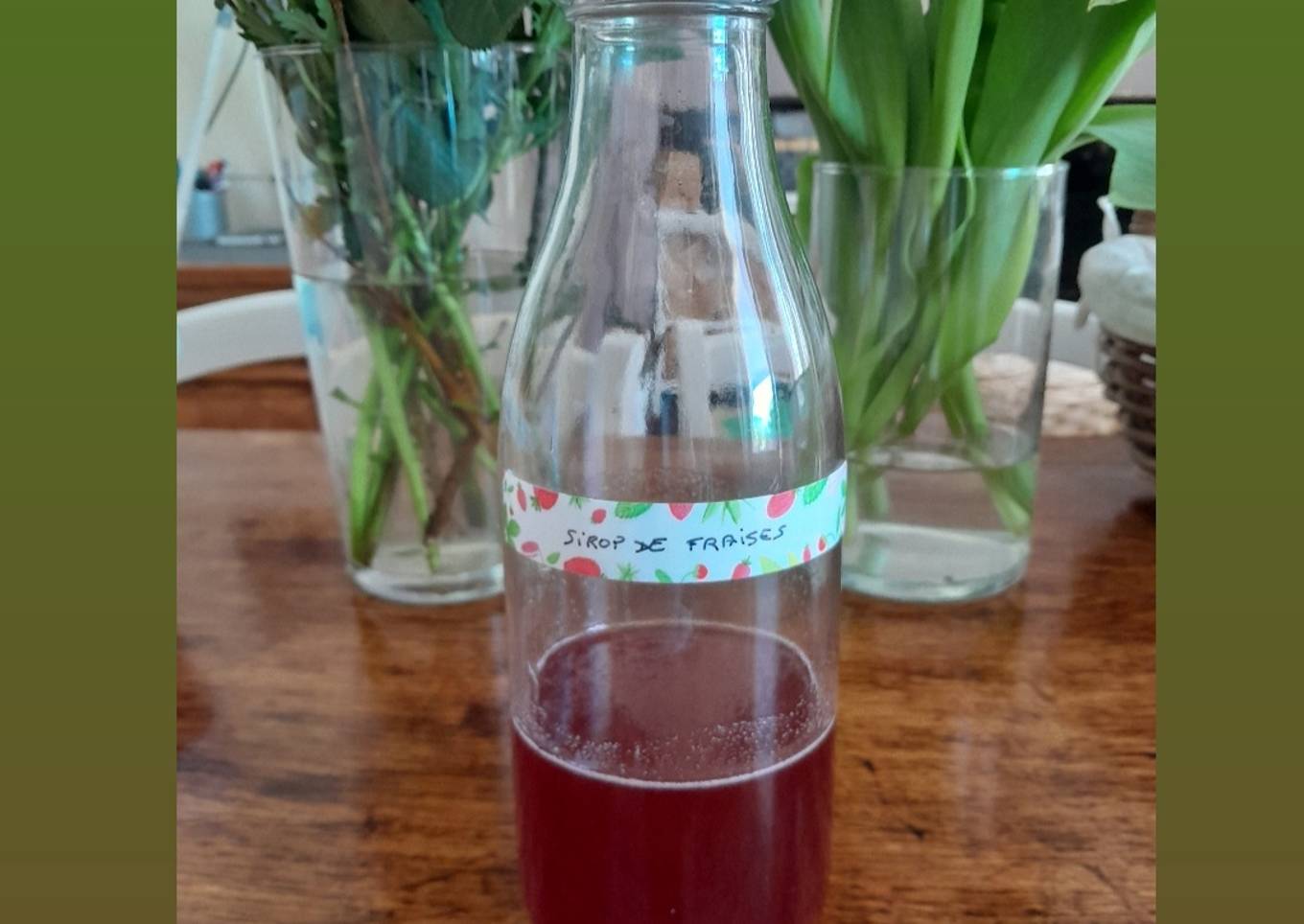 Sirop de queues de fraises