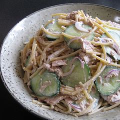 A picture of Spaghetti, Cucumber & Tuna Salad.