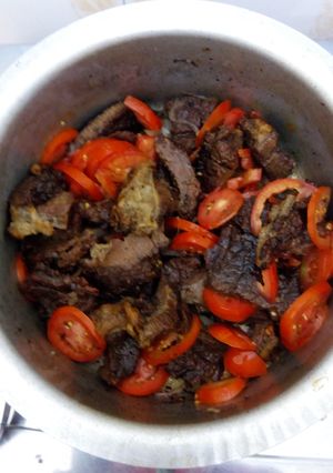A picture of Aliya (smoked meat).