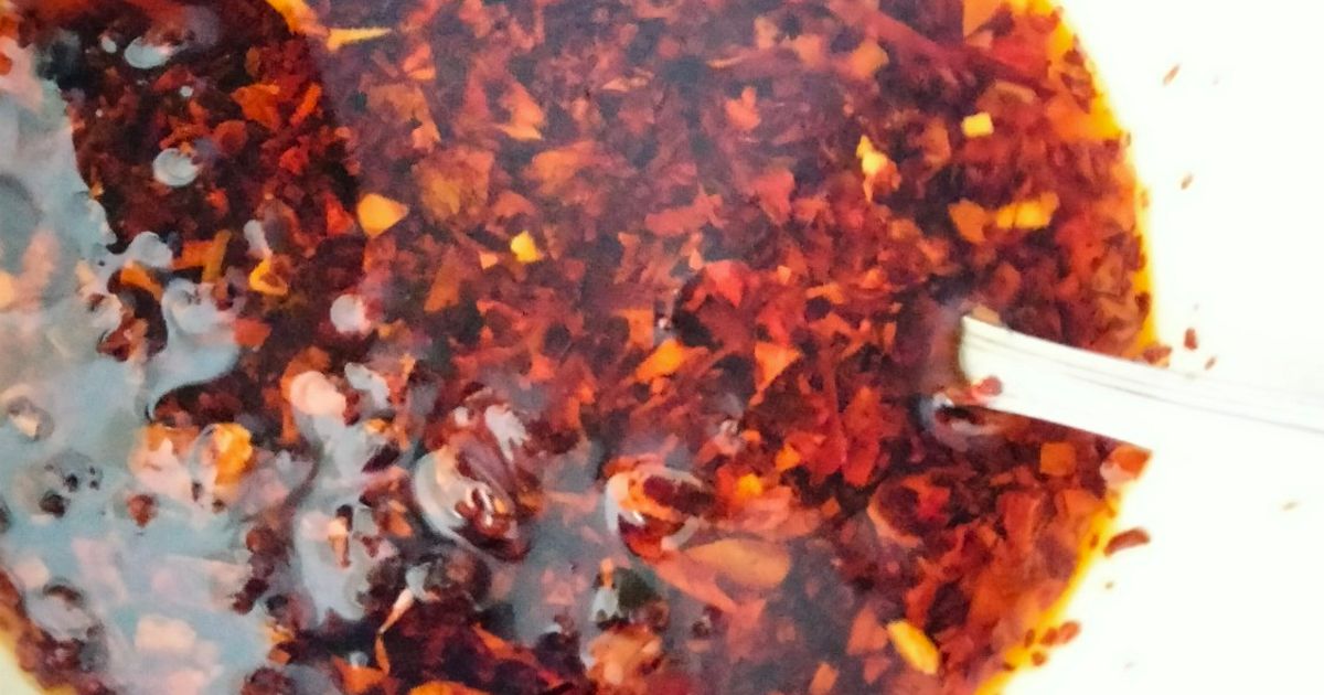 Chili oil (dimsum/pangsit/mie/kwetiau)