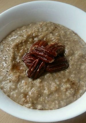 A picture of Vickys Pumpkin Porridge with Maple Roasted Pecans GF DF EF SF.
