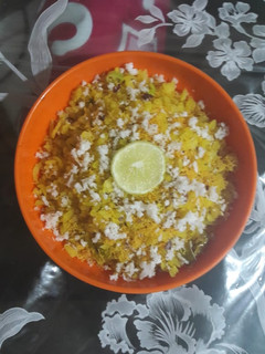 A picture of Kanda poha.