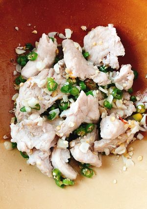 รูปของ หมูคั่วพริกเกลือด้วยไมโครเวฟ