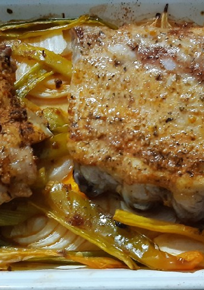 Una foto de Costillar de cerdo al horno con adobo casero