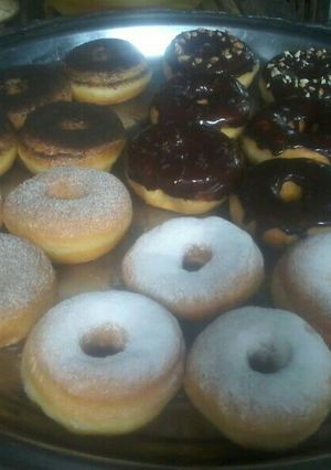 Foto resep Donat white ring dengan glaze sederhana