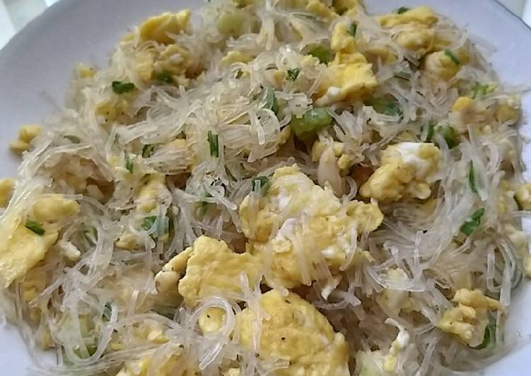 Resep mudah Soun goreng telur Praktis Enak