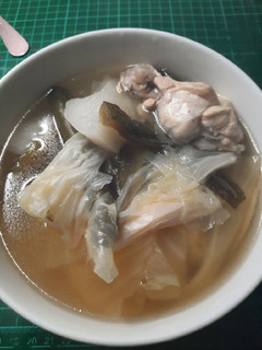 剝皮辣椒雞湯 的食譜成品照片