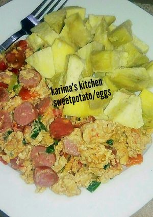 A picture of Sweet potatoes/scrambled eggs.