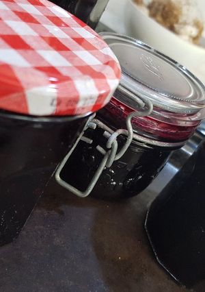 A picture of Blackcurrant Jam.