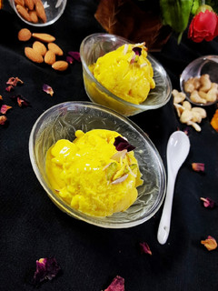 मैंगो आइसक्रीम(mango icecream recipe in hindi) रेसिपी मुख्य फोटो