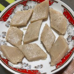 A picture of Vegan kaju katli.