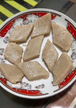 A picture of Vegan kaju katli.
