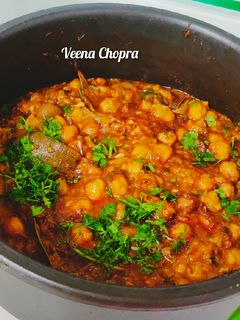 छोले मसाला (chole masala recipe in Hindi) रेसिपी मुख्य फोटो