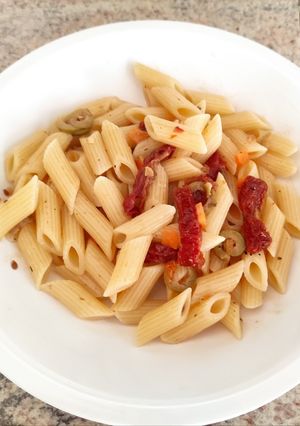 Foto di Penne con pomodorini secchi