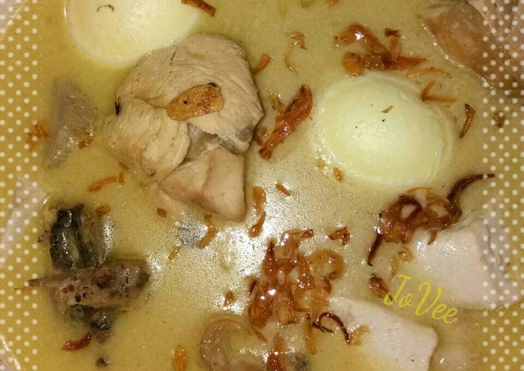 Opor Ayam Telur Tahu Gurih