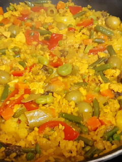 Una foto de Arroz de bonito y verduras (aprovechamiento)