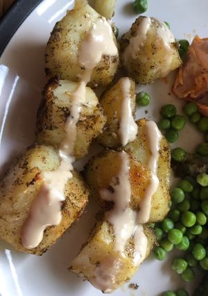 A picture of Zaatar roast potatoes.