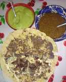 Tlayudas de tasajo con chapulines