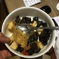 A picture of Wood fungi stir fry (soak 4h, pre 5m, cook 5m).