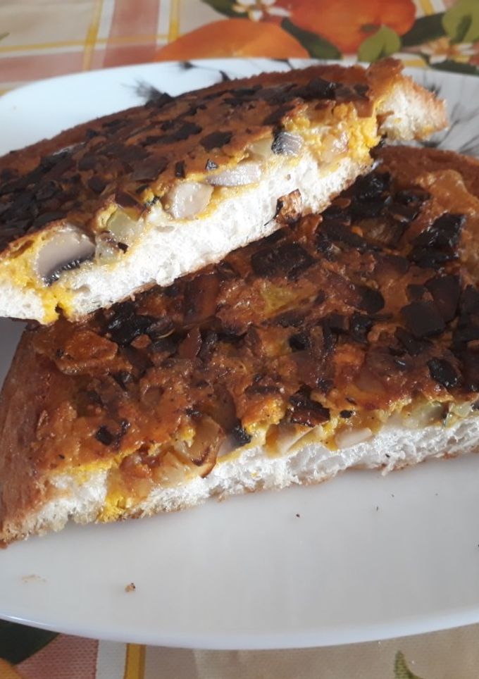 Zöldséges tojásos sült szendvics recept fotója