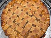 A picture of apple pie crust
