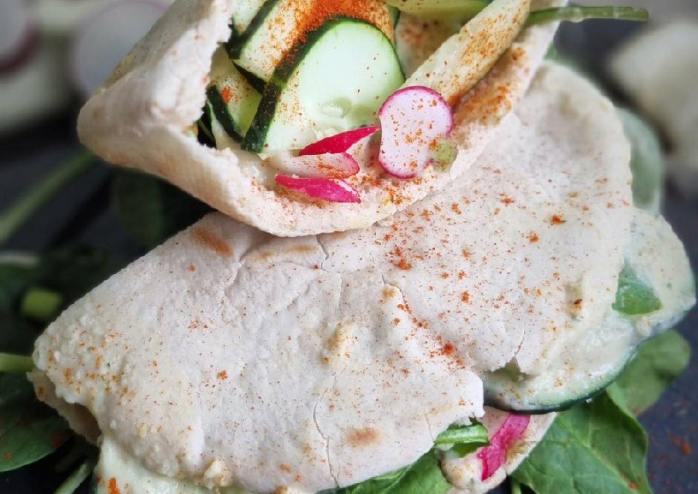 Pita sándwich de hummus y pepino🥙🥙