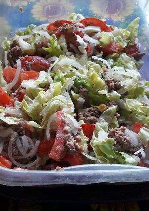 Una foto de Ensalada de atún