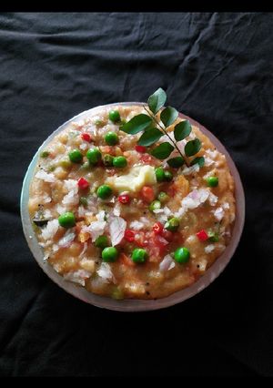 वेजिटेबल उपमा (Vegetable Upma recipe in hindi) रेसिपी मुख्य फोटो