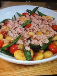 A picture of Fresh gnocchi Di batate with tuna.