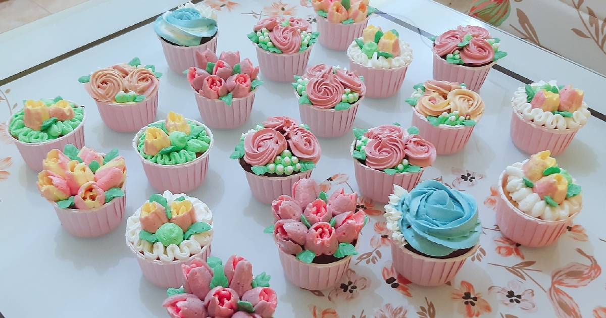 Resep Classic Cupcake Vanilla Oleh Dapur Akuu - Cookpad