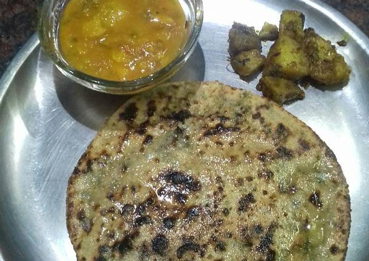 Step-by-Step Guide to Make Favorite Raseele aloo,methi aalu bhujia,aalu bathuaa ki roti