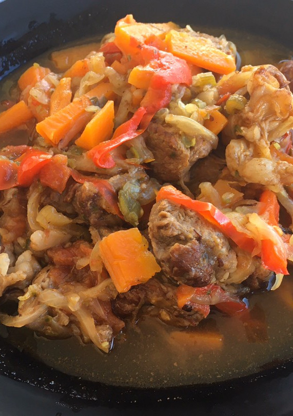 Una foto de Carne en salsa