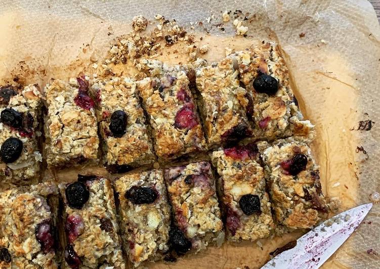 Simple Way to Make Homemade Healthy flapjacks with chia seeds, fruit and peanut butter